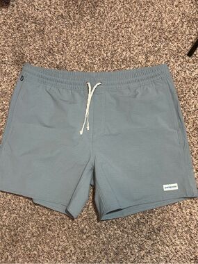Patagonia ‘Home Waters’ volley shorts 16”. NWT. XL men’s